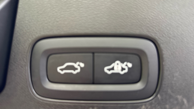 Volvo Xc60 2.0 T6 Recharge PHEV Inscription 5dr AWD Auto Estate